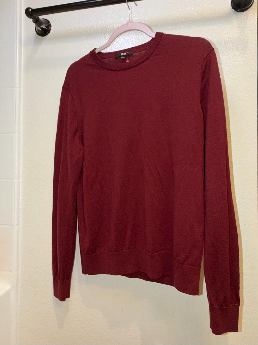 Uniqlo sweatshirt